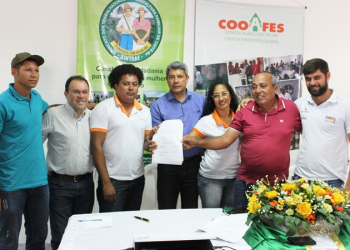 SDR/CAR e Cooafes Coité celebram convênio para construção de Abatedouro de frango caipira