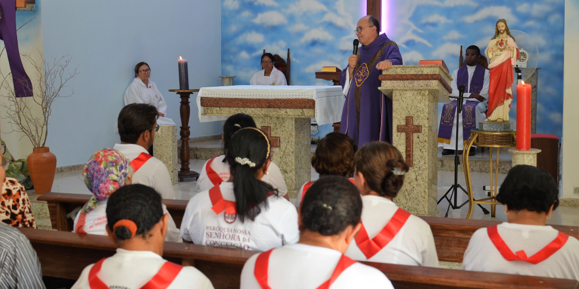 Araci II – Missa pela emancipação coincidiu com celebração do Apostolado da Oração. Conheça essa tradição centenária