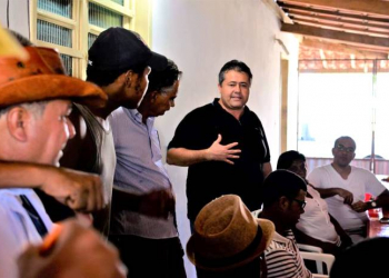 Deputado Alex da Piatã se reuniu com lideranças politicas e comunitárias dos municípios de Santanopolis e Retirolândia