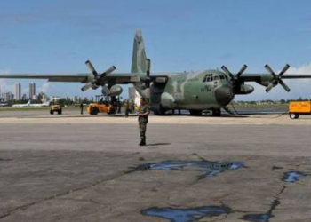 FAB transporta médicos voluntários para atendimento em Irecê e cidades vizinhas