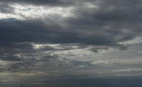 Massa de ar quente reduz nebulosidade e chances de chuvas na Bahia