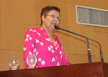 Fátima Nunes critica ações do Governo Federal em discurso na Alba