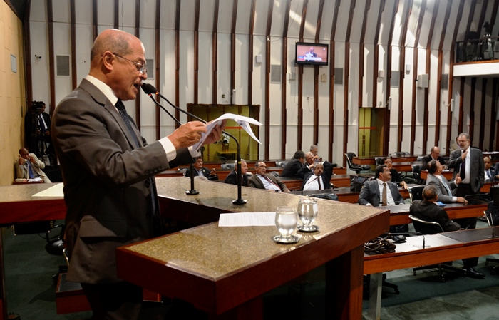 ALBA põe fim à reeleição para presidência da Casa