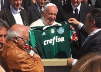 Vaticano pode ir à Justiça contra patrocinadora do Palmeiras