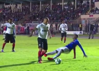 Vitória não consegue furar o bloqueio do Paraná, fica no empate e se despede da Copa do Brasil