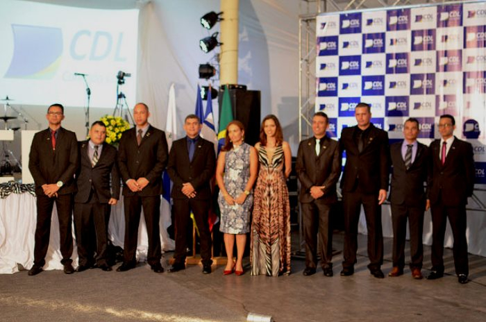 Coité – Nova Diretoria da CDL toma posse e premia os Melhores do Ano de 2016