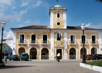 Santo Amaro: Juiz suspende licitação de R$ 5 milhões para transporte escolar