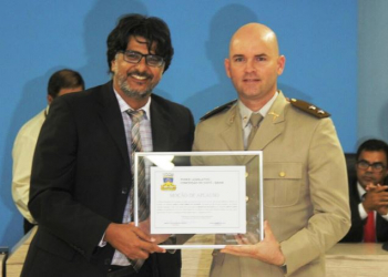 Comandante da 4ª CIA PM de Coité recebe Moção de Aplauso na Câmara Municipal