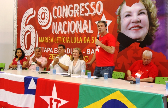 Senadores Lindberg Farias e Gleisi Hoffmann participam do Congresso do PT em Salvador