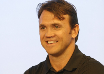 Vitória anuncia Petkovic como novo Gerente de Futebol