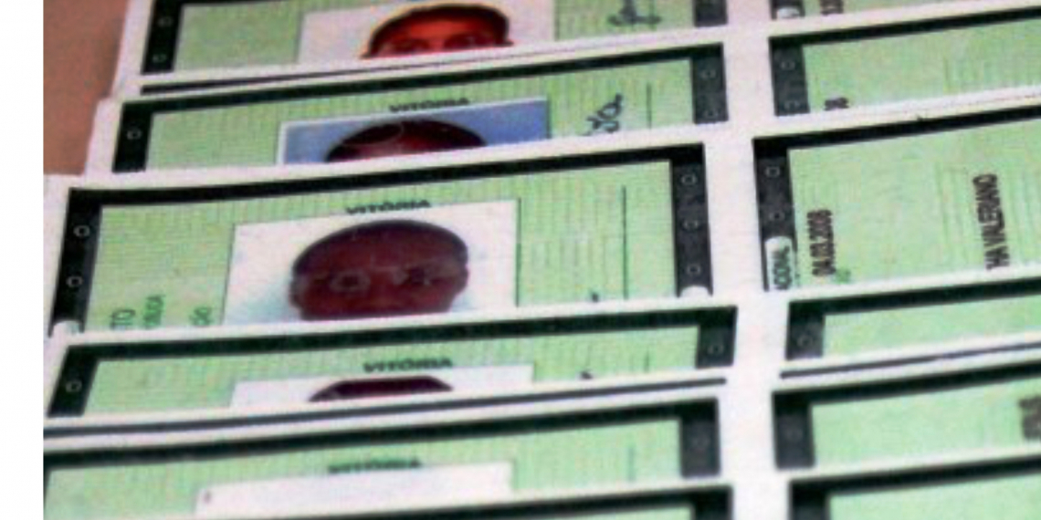 Centenas de carteiras de identidade estão para ser entregues no SineBahia