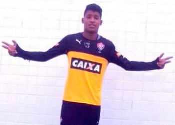 Goleiro com passagem pelo Vitória é morto durante comemoração de acesso de time do Ceará