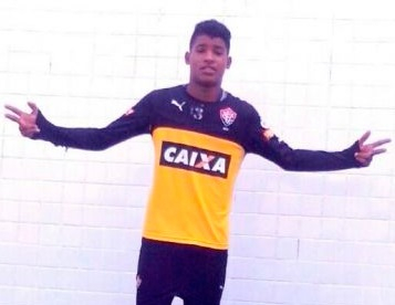 Goleiro com passagem pelo Vitória é morto durante comemoração de acesso de time do Ceará