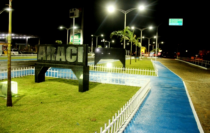 Araci – Prefeito Silva Neto inaugura primeira etapa da revitalização do perímetro urbano da BR 116/Norte