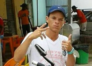 Homem executado em arquibancada de quadra de esportes, em Serrinha