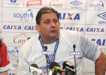 Reunião entre Guto e dirigentes do Inter deve selar saída de treinador do Bahia