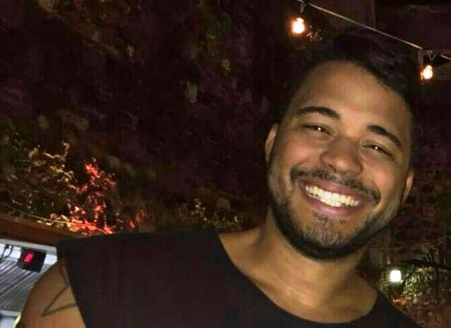 Homem executado dentro de estacionamento em Feira de Santana