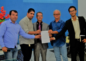 Santa Barbara – Comissão de vereadores visita igrejas e convoca evangélicos para sessão nesta segunda-feira