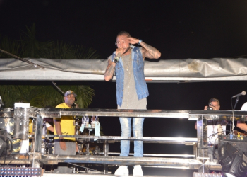 Kannário acusa PM de agredir foliões e declara: ‘Sou mais autoridade que você’