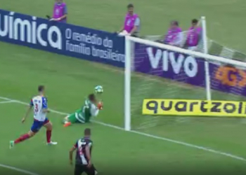 Jean brilha no São Januário, mas não evita primeira derrota do Bahia para o Vasco no Brasileiro