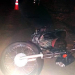 Motociclista é encontrado morto com pescoço quebrado supostamente após sofrer acidente