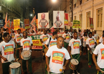 Salvador II: manifestantes vão às ruas pedirem a saída de Temer e eleições diretas