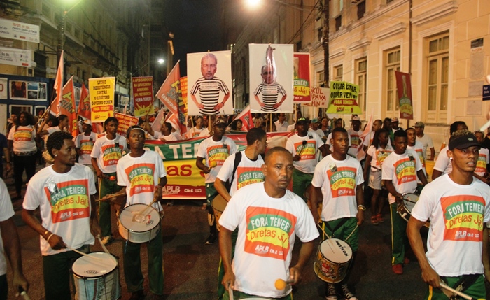 Salvador II: manifestantes vão às ruas pedirem a saída de Temer e eleições diretas
