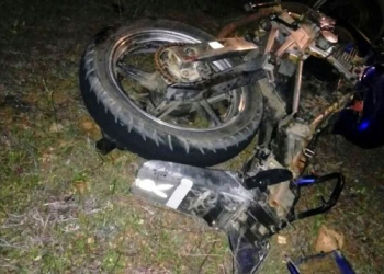 Ichu – Acidente envolvendo Vectra e moto deixa um morto e outro gravemente ferido na BA 233