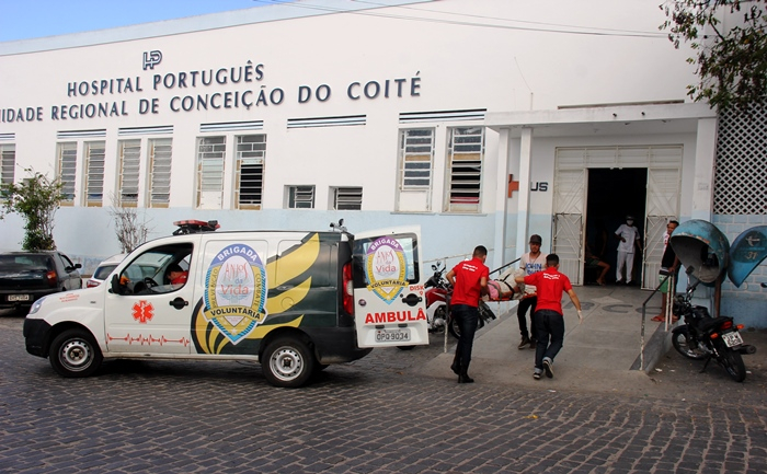 Mulher é socorrida pela Brigada Anjos da Vida suspeita de ter sofrido abuso sexual