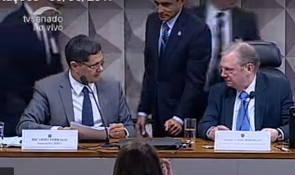 Após acordo, votação da reforma trabalhista é transferida para terça-feira