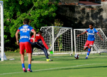 Sem Régis, Bahia faz mistério antes da decisão contra o Sport