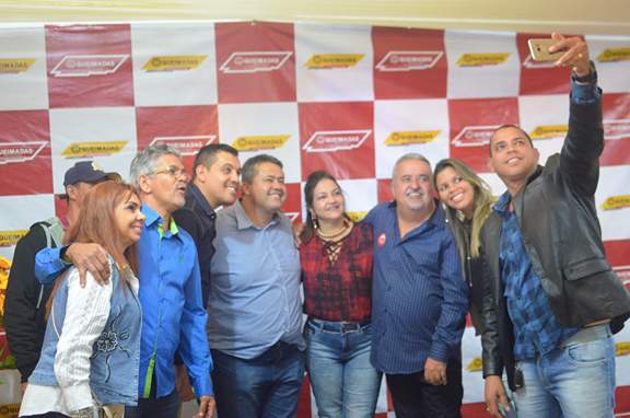 Queimadas – Prefeito transfere residência oficial para o Riacho da Onça no período junino