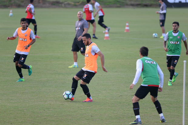 Sem tempo para treinar, time do Vitória que enfrenta Galo é incógnita
