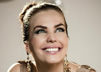 Ex-miss Bahia tem fotos íntimas vazadas e atribui crime ao ex-marido, governador da Paraíba