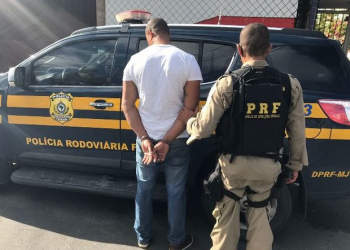 Policial civil é preso suspeito de integrar quadrilha de roubo de carga