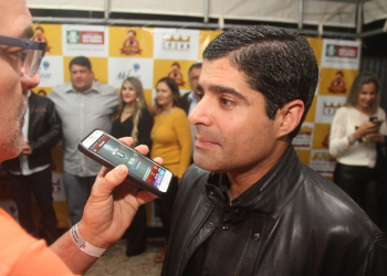 Euclides da Cunha II – Com pinta de pré-candidato a governador, ACM Neto é recebido no último dia da festa de São João