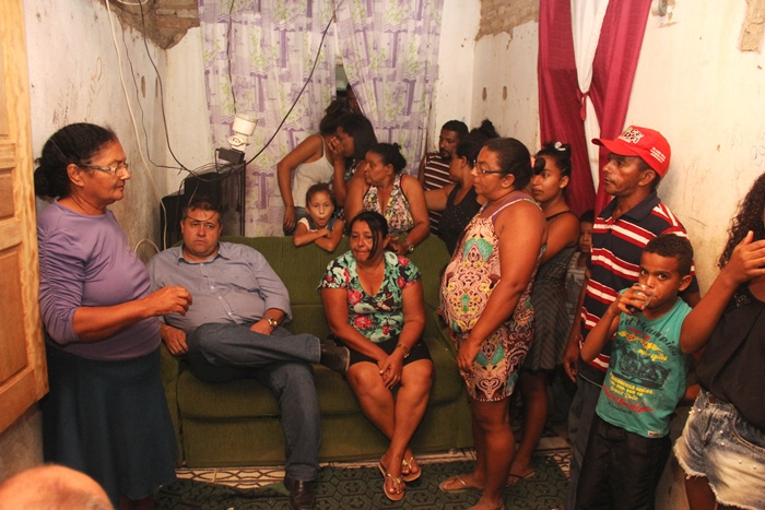 Problema renal afeta vários membros de uma mesma família em Quijingue; Clínica de Nefrologia de Serrinha estuda o caso