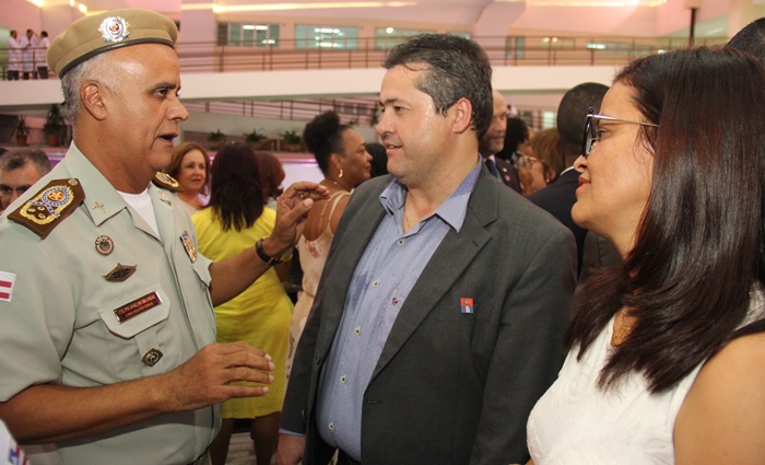 Deputado Alex da Piatã e vice-prefeita de Coité solicitam ao governador e a PM a Ronda Maria da Penha Rural na região do Sisal