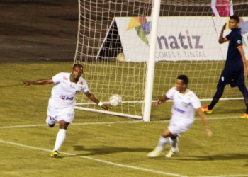 Série D: Fluminense de Feira vence o Atlético-PE e se isola na liderança do Grupo A8