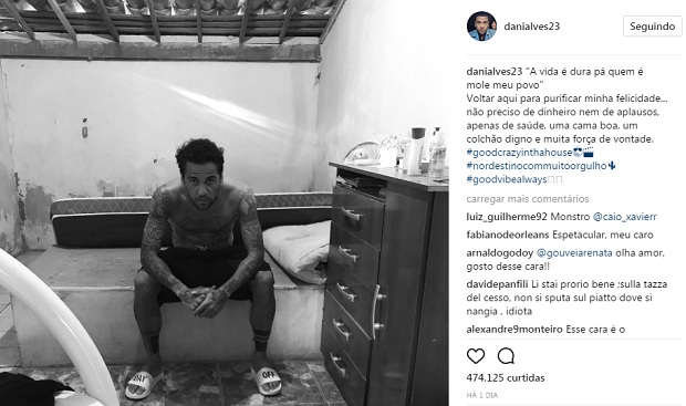 De férias em Juazeiro, Daniel Alves usa as redes sociais para lembrar sua origem