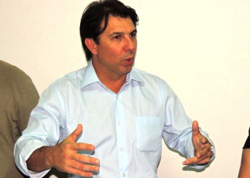 Arthur Maia é vaiado e chamado de ‘inimigo do povo’ durante a Exposição Agropecuária de Guanambi