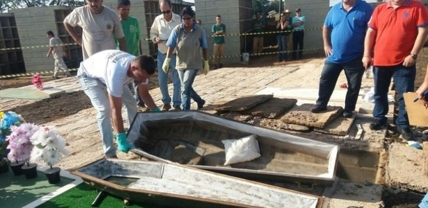 SP – Família enterra caixão vazio para ficar com seguro de vida