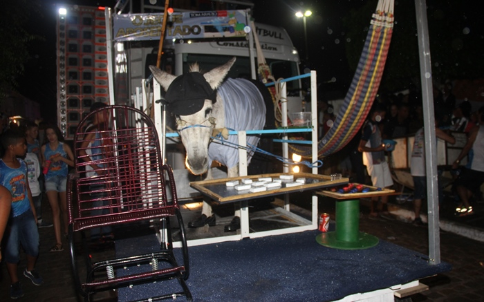 Coité – ‘Jegue Aposentado’ tema deste ano do Forró Jegue de Aroeira reuniu milhares de pessoas (veja o vídeo)