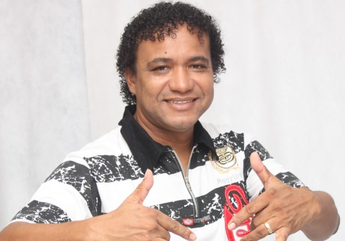 França ex-Mastruz com Leite faz show em Tanquinho hoje