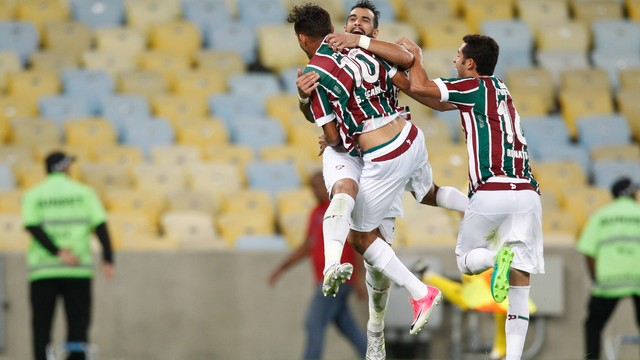 Falhas individuais da defesa diante do Fluminense, fazem Vitória conhece terceira derrota no Brasileiro