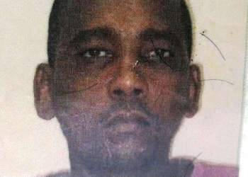 Homem é assassinado enquanto jogava dominó com amigos em Feira de Santana