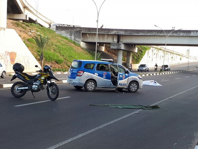 Feira: homem é encontrado morto no complexo de viadutos do bairro Cidade Nova