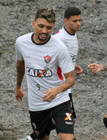 Com clima mais leve na Toca, Vitória quer aproveitar embalo contra o Santos, hoje, às 19h30