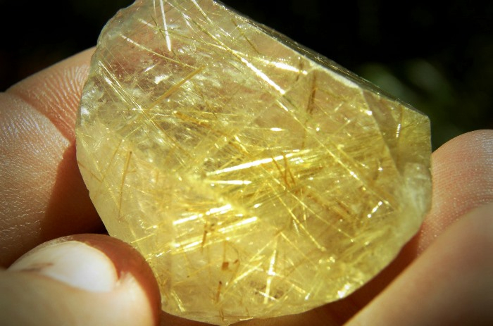 Depois da jazida de ametista, garimpeiros encontram quartzo rutilado em Sento Sé