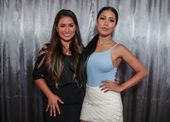 Fã invade palco, derruba Simaria e Simone agride rapaz durante festa de São João na Bahia: ‘Meti a porrada’